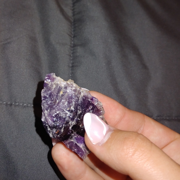 Amethyst Crystal - Picture 3 of 7